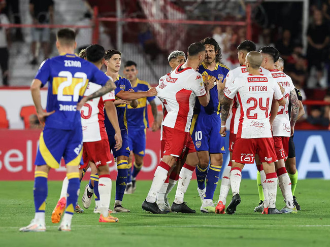 Màn so tài gay cấn giữa CA Huracan vs Boca Juniors